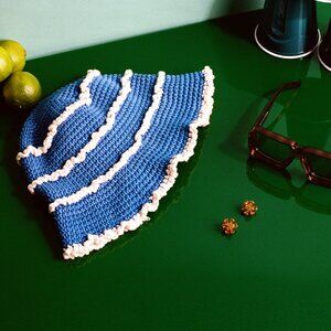 NWOT - Memorial Day Ruffled Cotton Bucket Hat In Blue & White Size 1 XS / Small